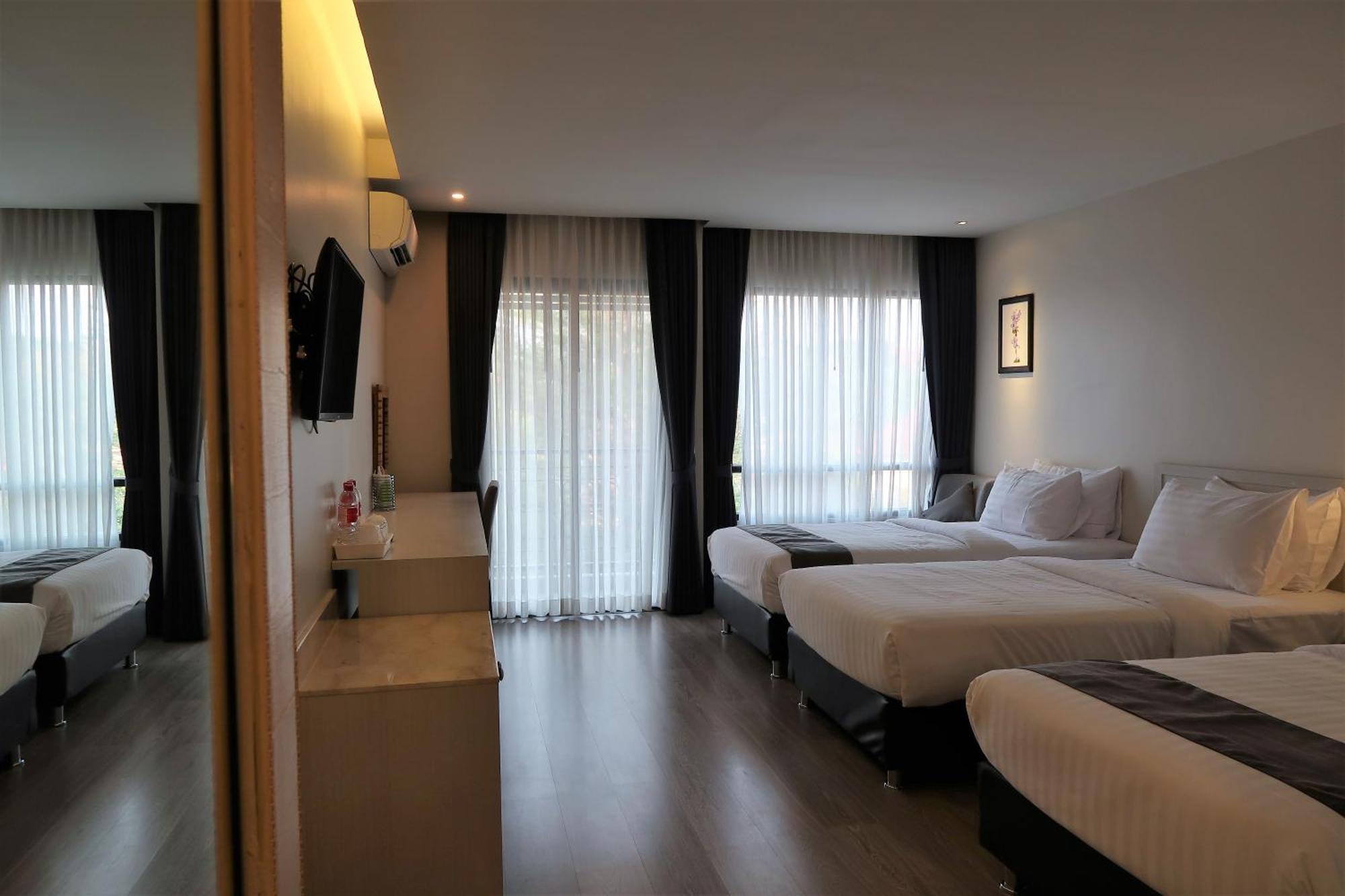 Rung Aroon Hotel By Le Siri Chiang Mai Esterno foto