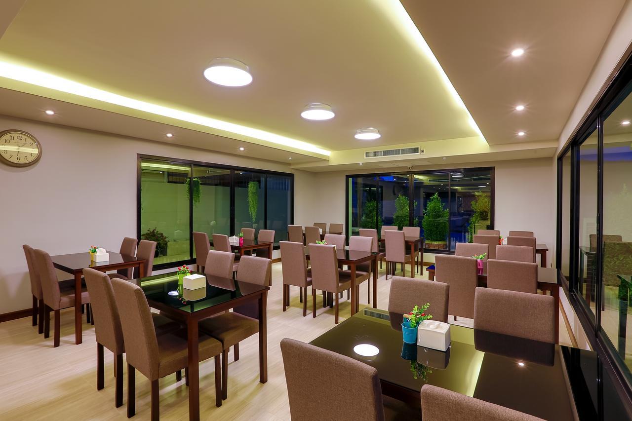 Rung Aroon Hotel By Le Siri Chiang Mai Esterno foto